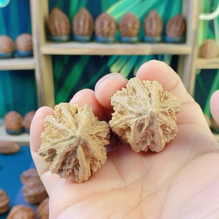 吊坠文玩核桃040闷尖八棱37肚