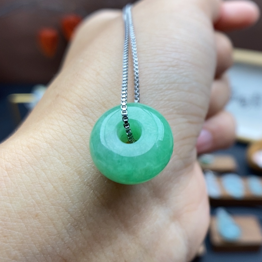 【闪购商品】颈饰未镶嵌翡翠七*芳41