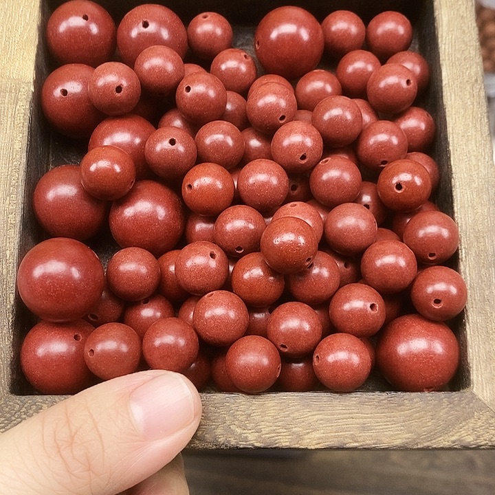 米***粒芳华朱红1.8➕1.2共100克打底微瑕