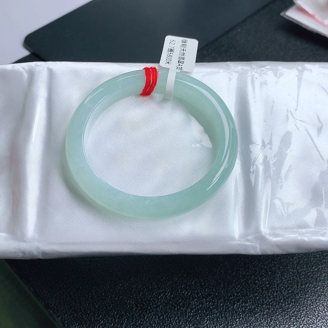 翡翠手镯（贵妃镯）未镶嵌强推冰冰12