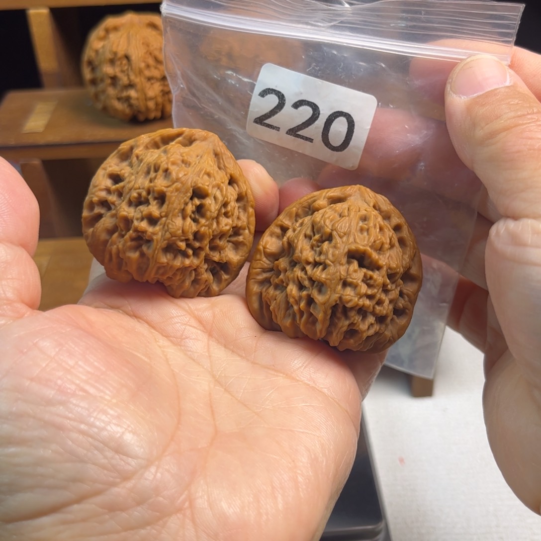 吊坠文玩核桃南疆42