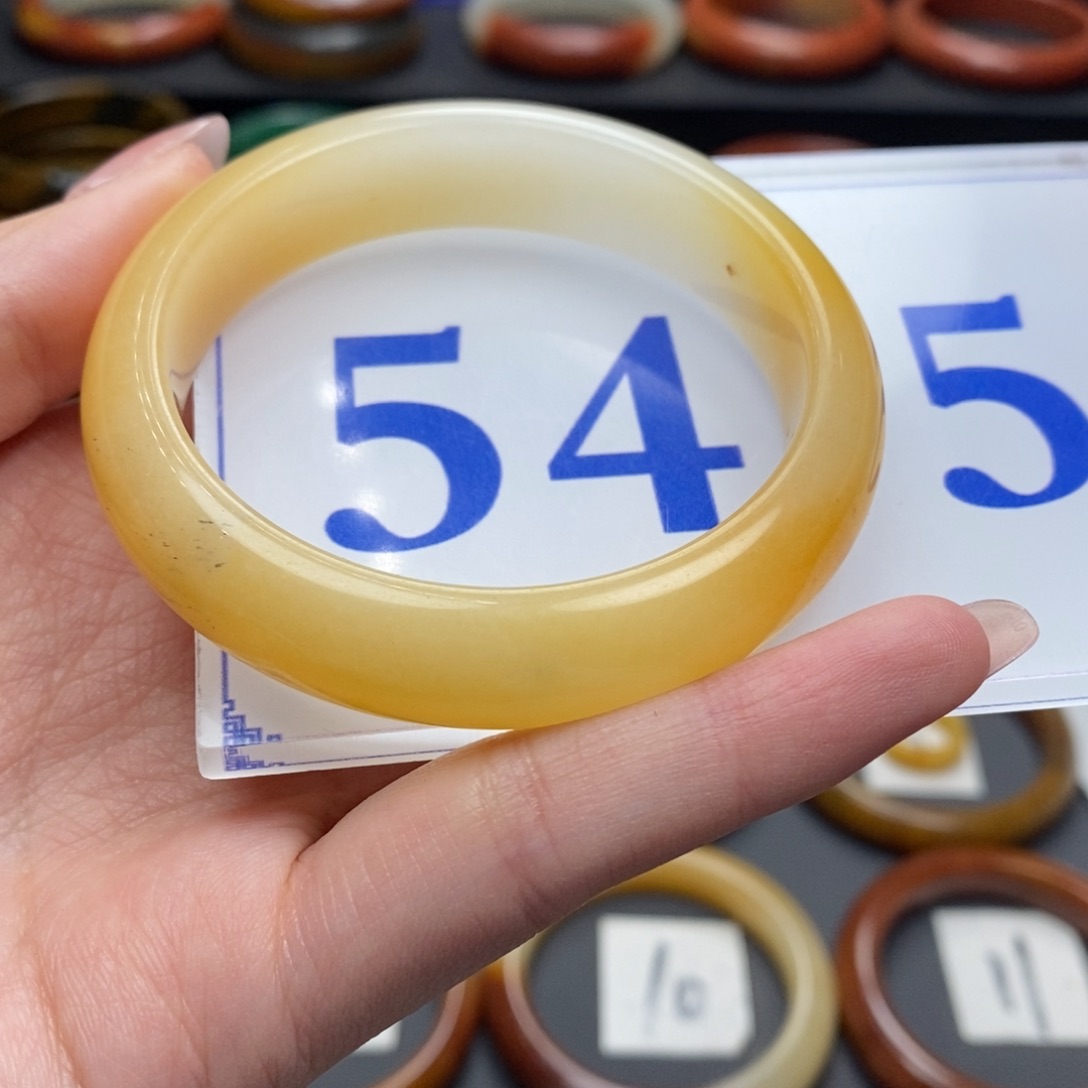 石英质玉（黄龙玉）手镯未镶嵌