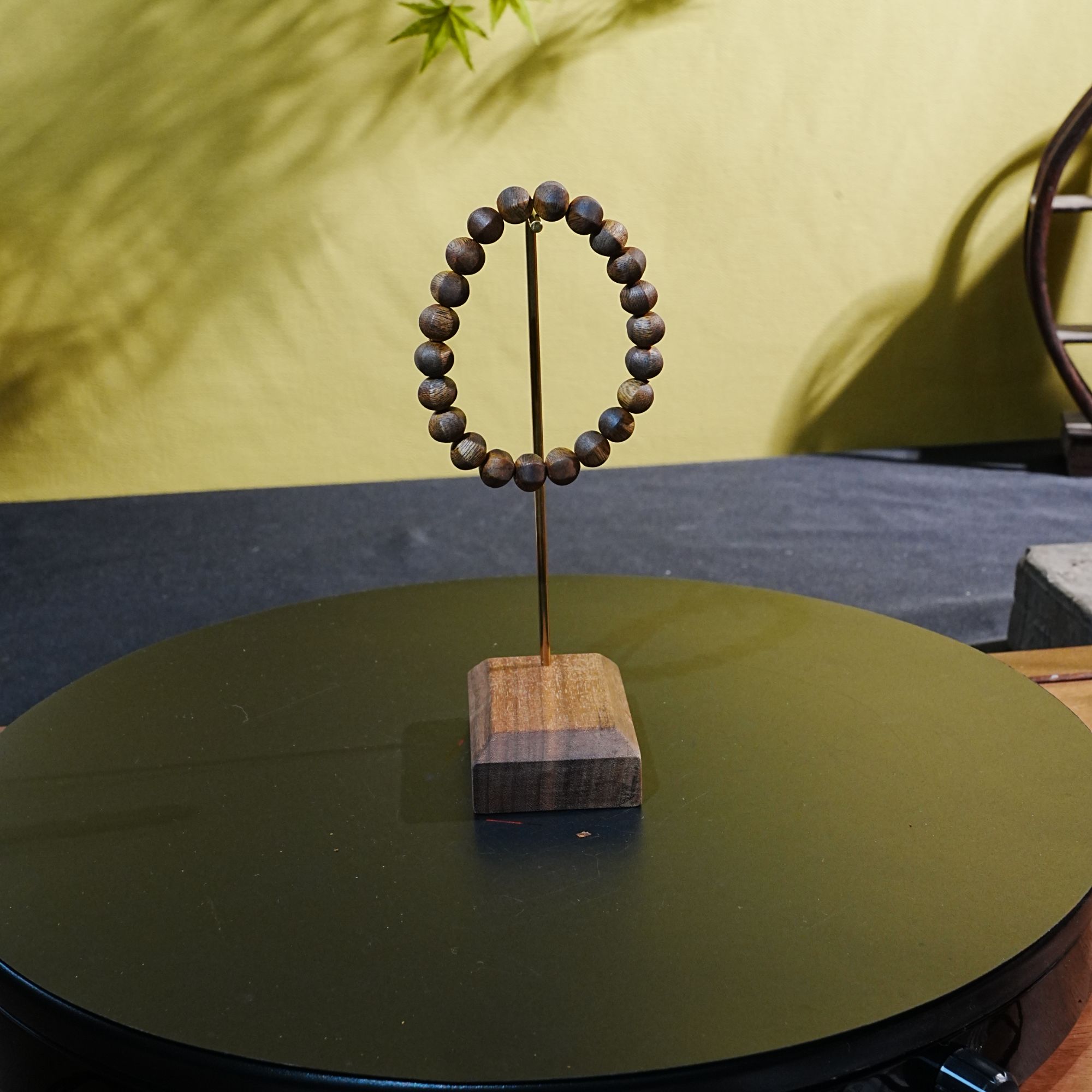 【正区】香港黄奇楠熟结粗纹沉香灯笼珠手串 / 6.32g  250908205  F