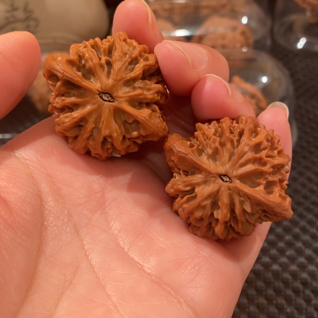 文玩核桃吊坠40全品秦闷