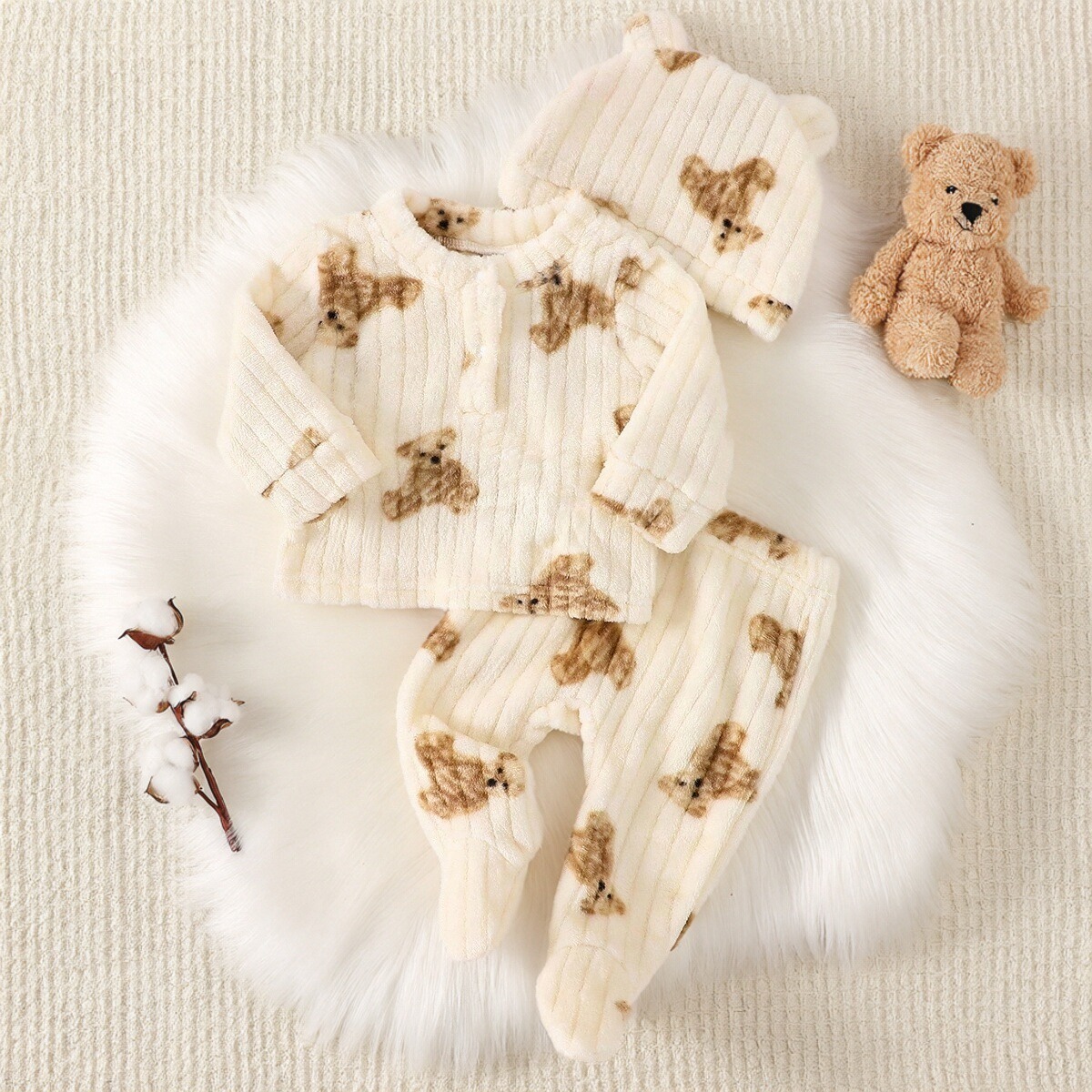 0-3岁宝宝秋冬季加绒套装婴儿毛毛衣三件套加绒加厚送帽子套装3