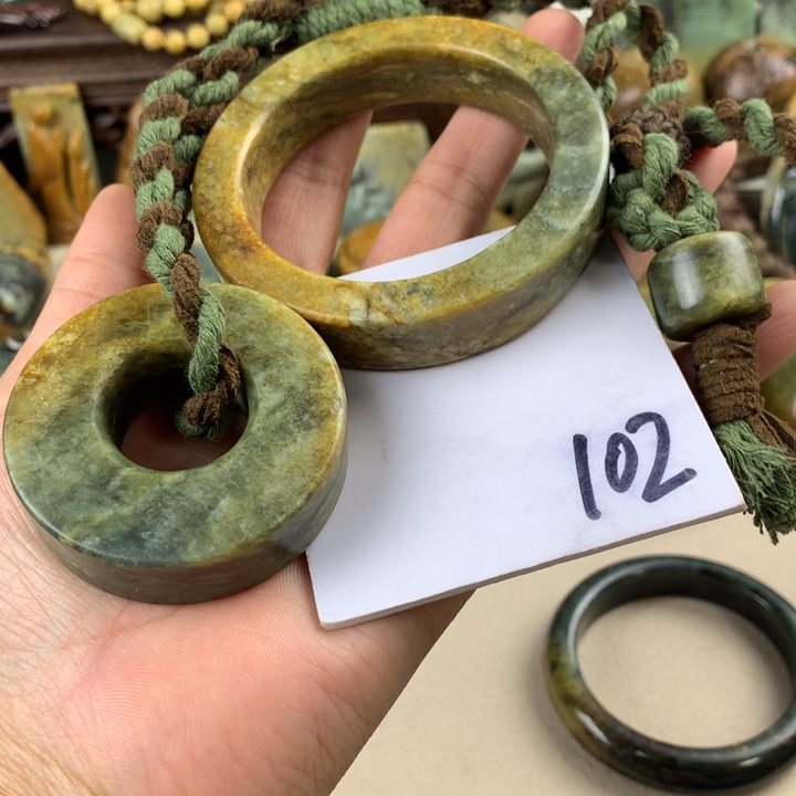 岫岩河磨玉（透闪石质玉）手镯手把件未镶嵌微*