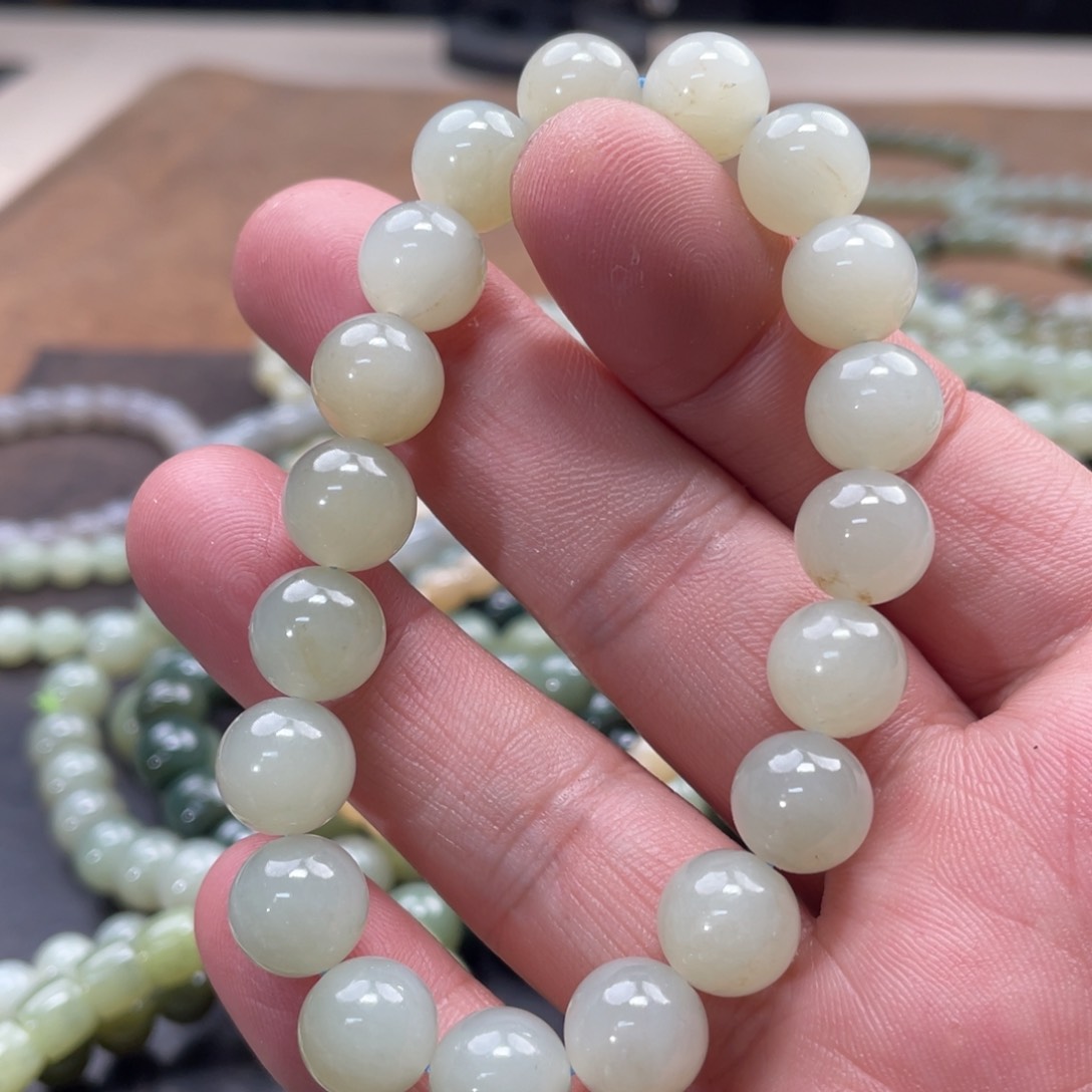 和田玉手链未镶嵌