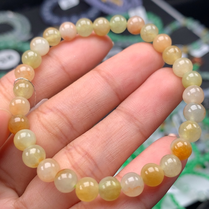 翡翠手镯未镶嵌卡