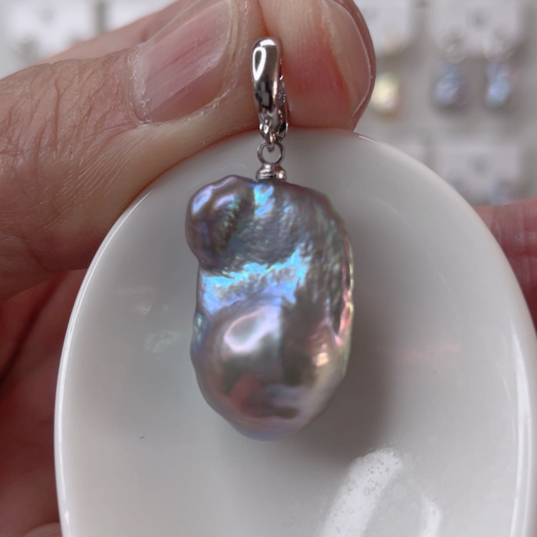 颈饰未镶嵌淡水珍珠