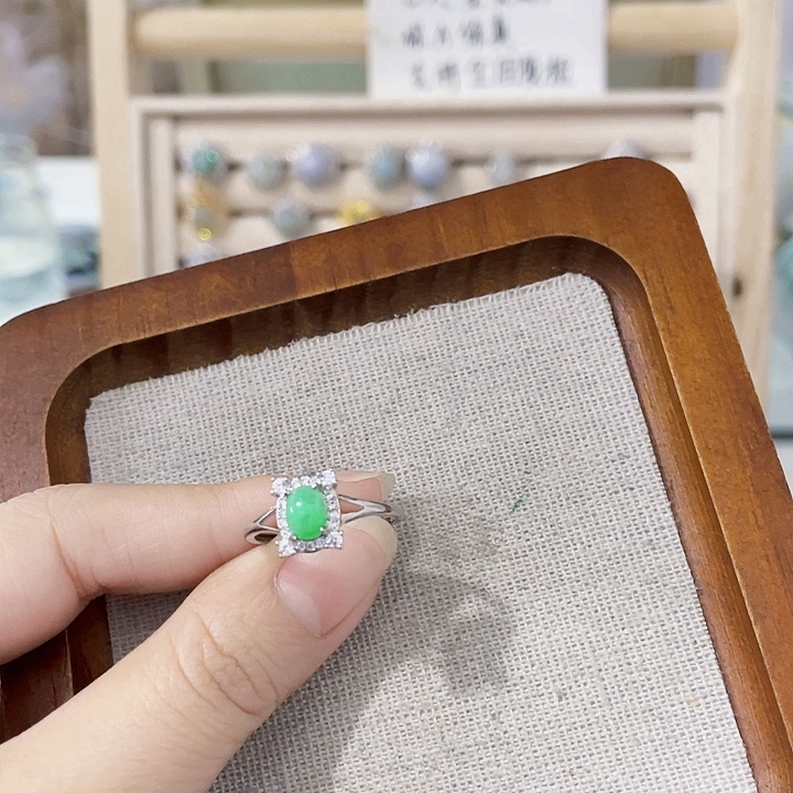 翡翠未镶嵌颈饰天然翡翠Ａ货