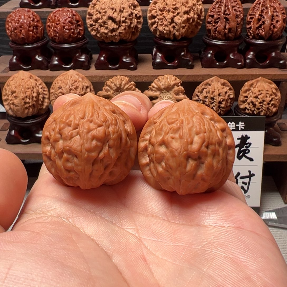 把件文玩核桃35九月元宝