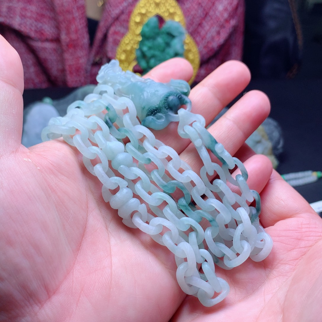 老***头定制翡翠未镶嵌翡翠