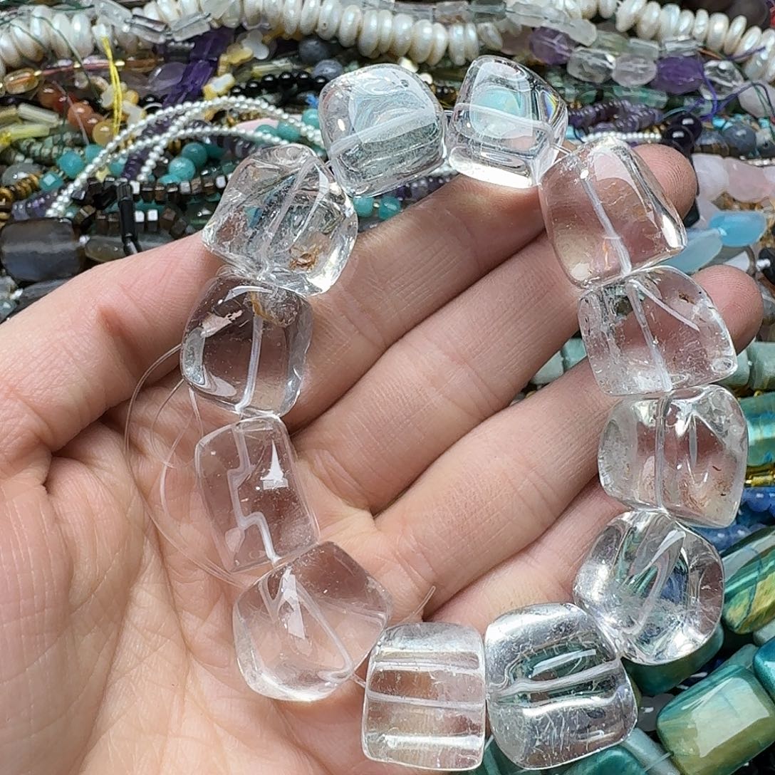 玛瑙/玉髓合金珠宝半成品一条17mm白水晶手串