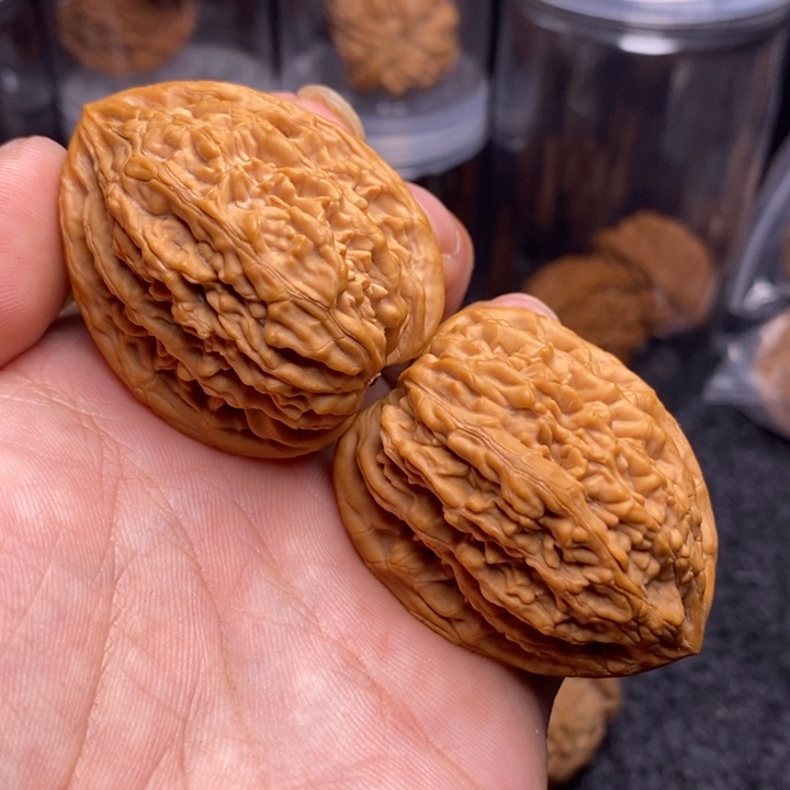 文玩核桃吊坠39.5蓟县虎头王