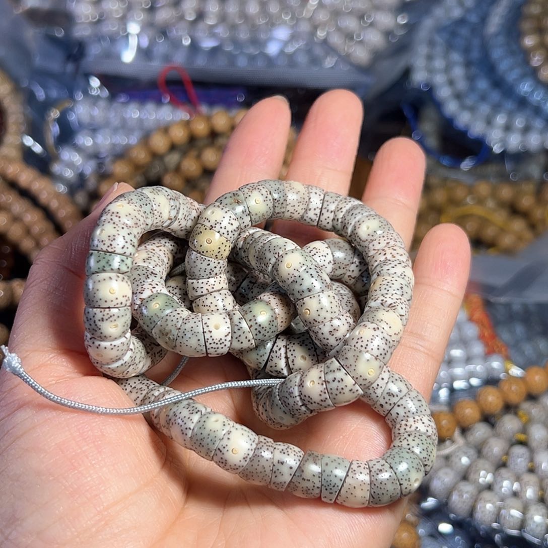 星月菩提手串星月菩提原生态