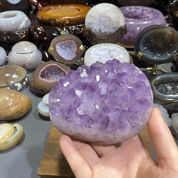 紫晶未镶嵌摆件紫晶