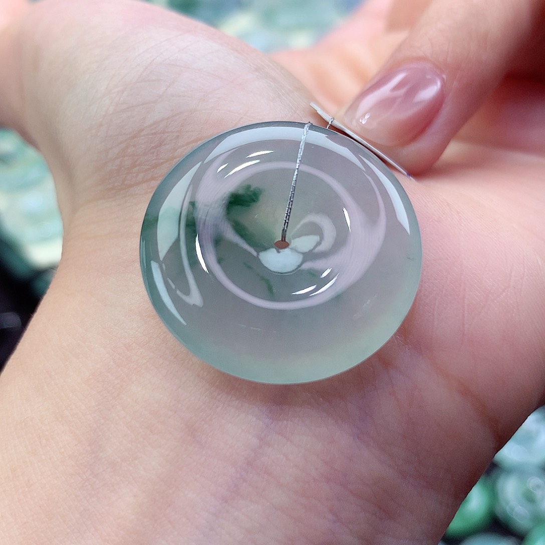 翡翠颈饰未镶嵌吊坠5。尺寸26.6-5.9