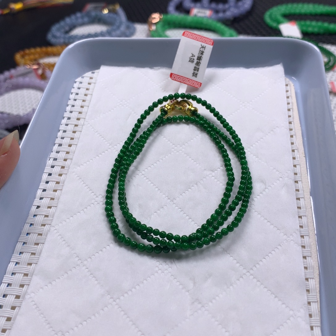 翡翠未镶嵌颈饰项链