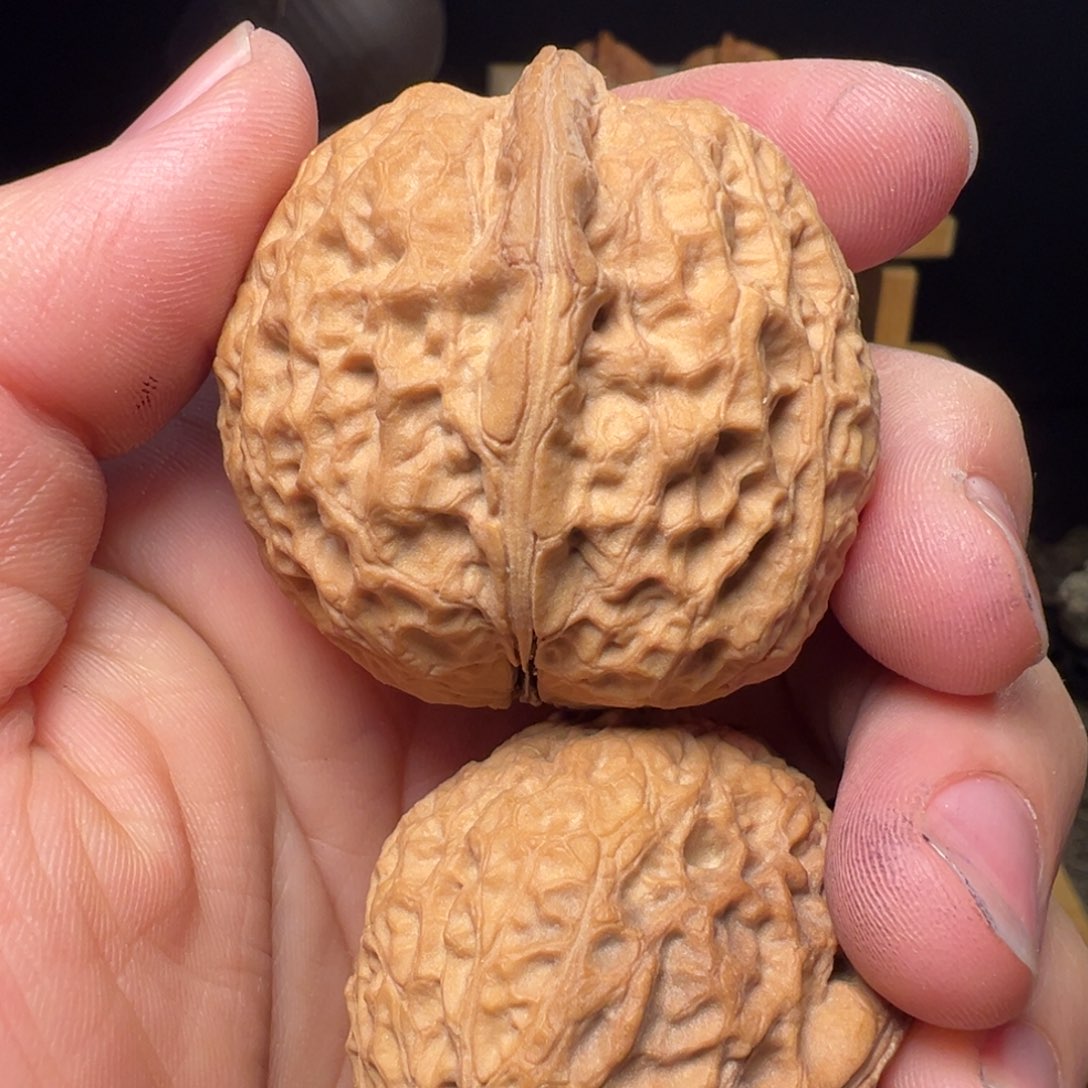 吊坠文玩核桃大铁锤44mm，65克