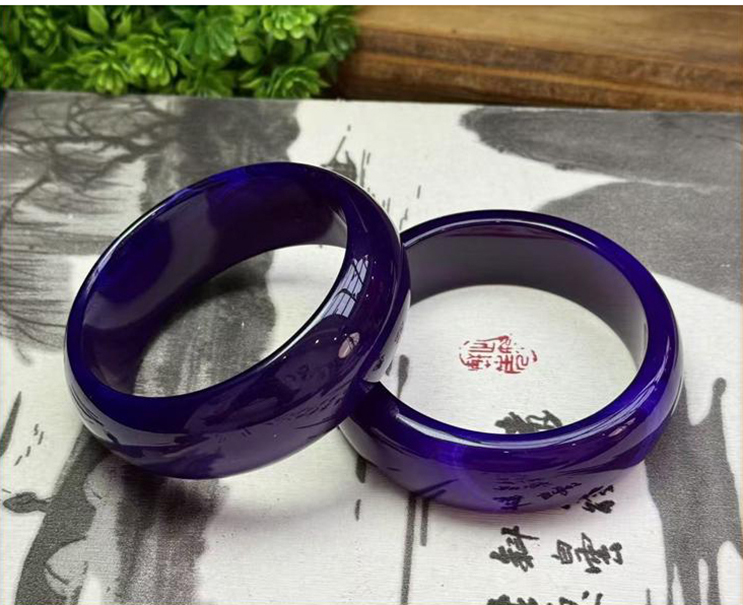 S8054（玉夫人）紫查石玛瑙紫手镯-多样性发一件