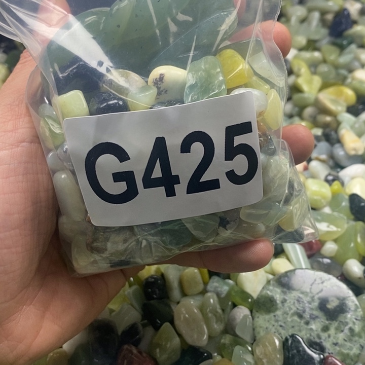 蛇纹石玉鱼缸石未镶嵌