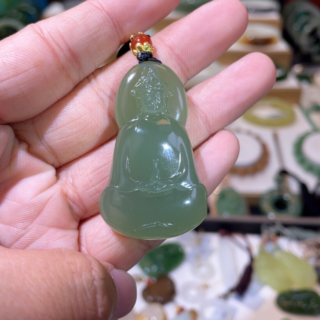 和田玉高冰湖水绿观音吊坠未镶嵌