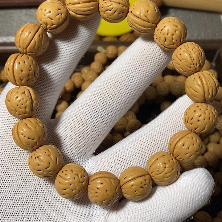 乆***丌桃核手串顺顺利利38.8。 福利37