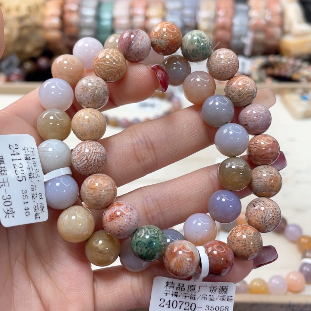 硅化珊瑚（珊瑚玉）手链未镶嵌贪****虎837