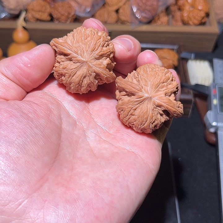 文玩核桃吊坠3.全福利磨