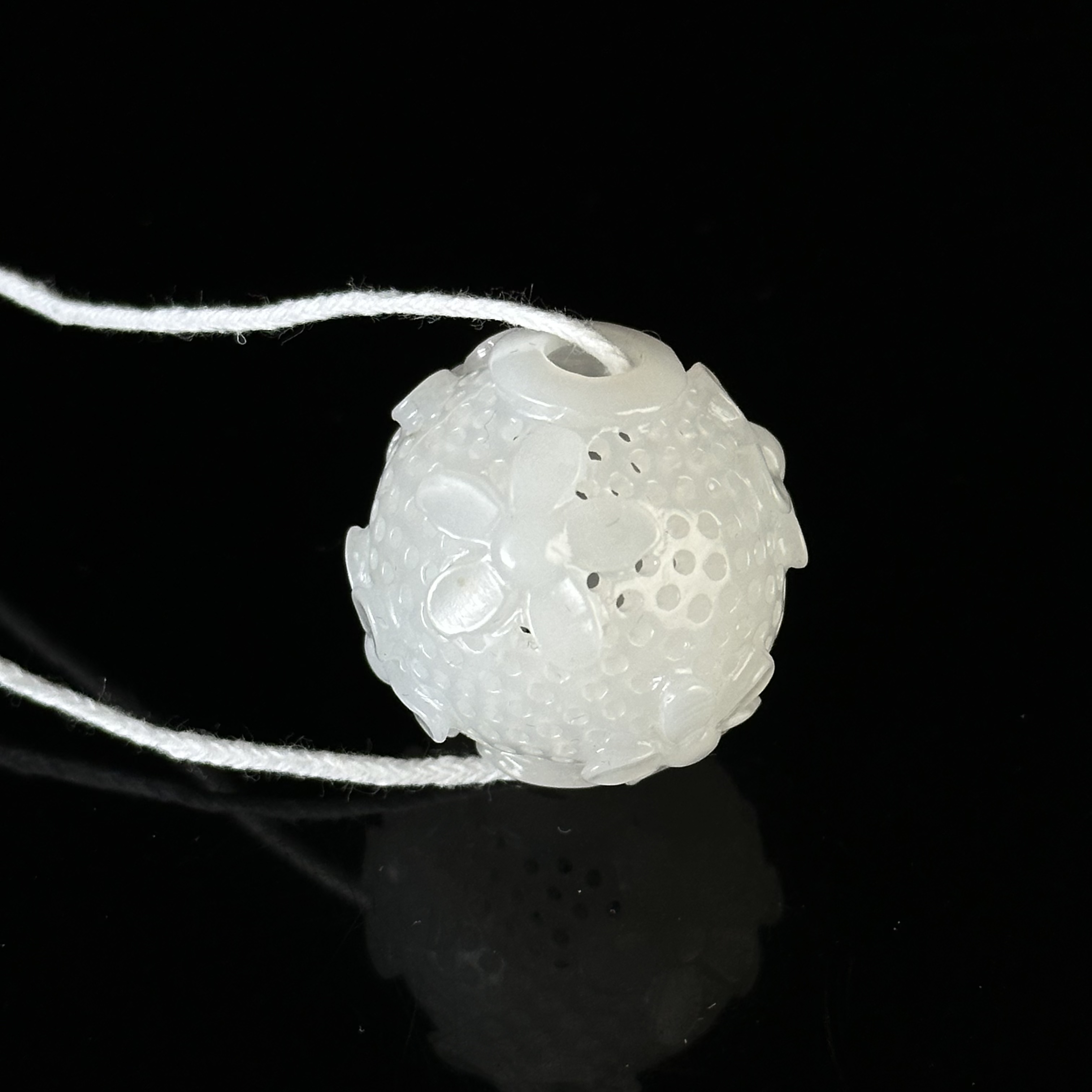 20世纪和田玉镂空珠 ZR200115005*【上海兰馨】