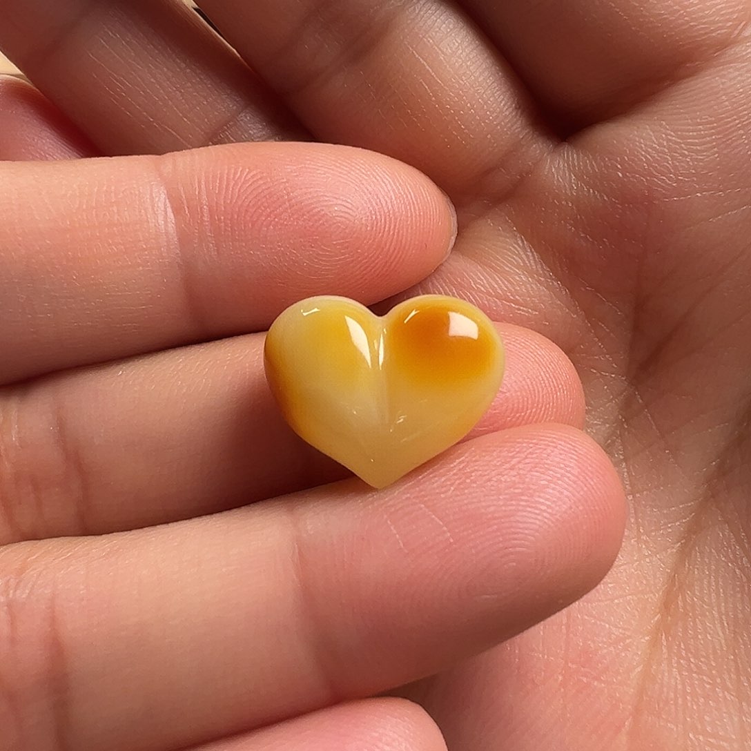 蜜蜡颈饰未镶嵌屁桃（打孔不退换）