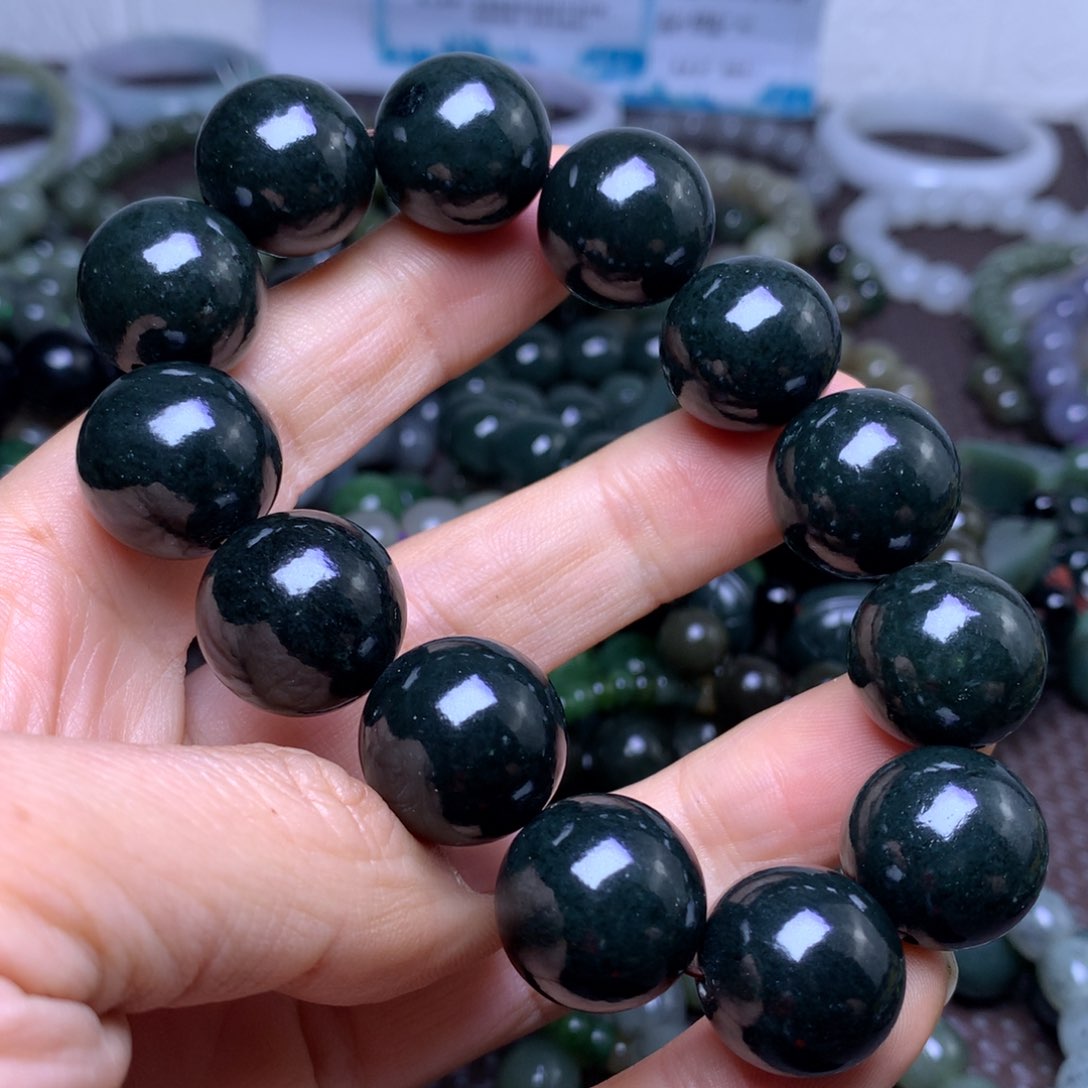 未镶嵌手串和田玉