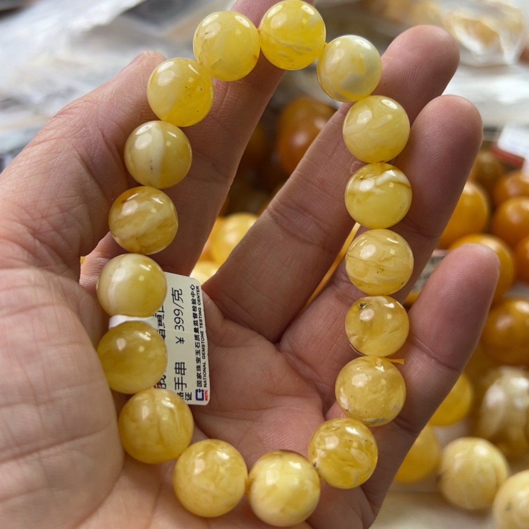 琥珀珠宝奇石未镶嵌