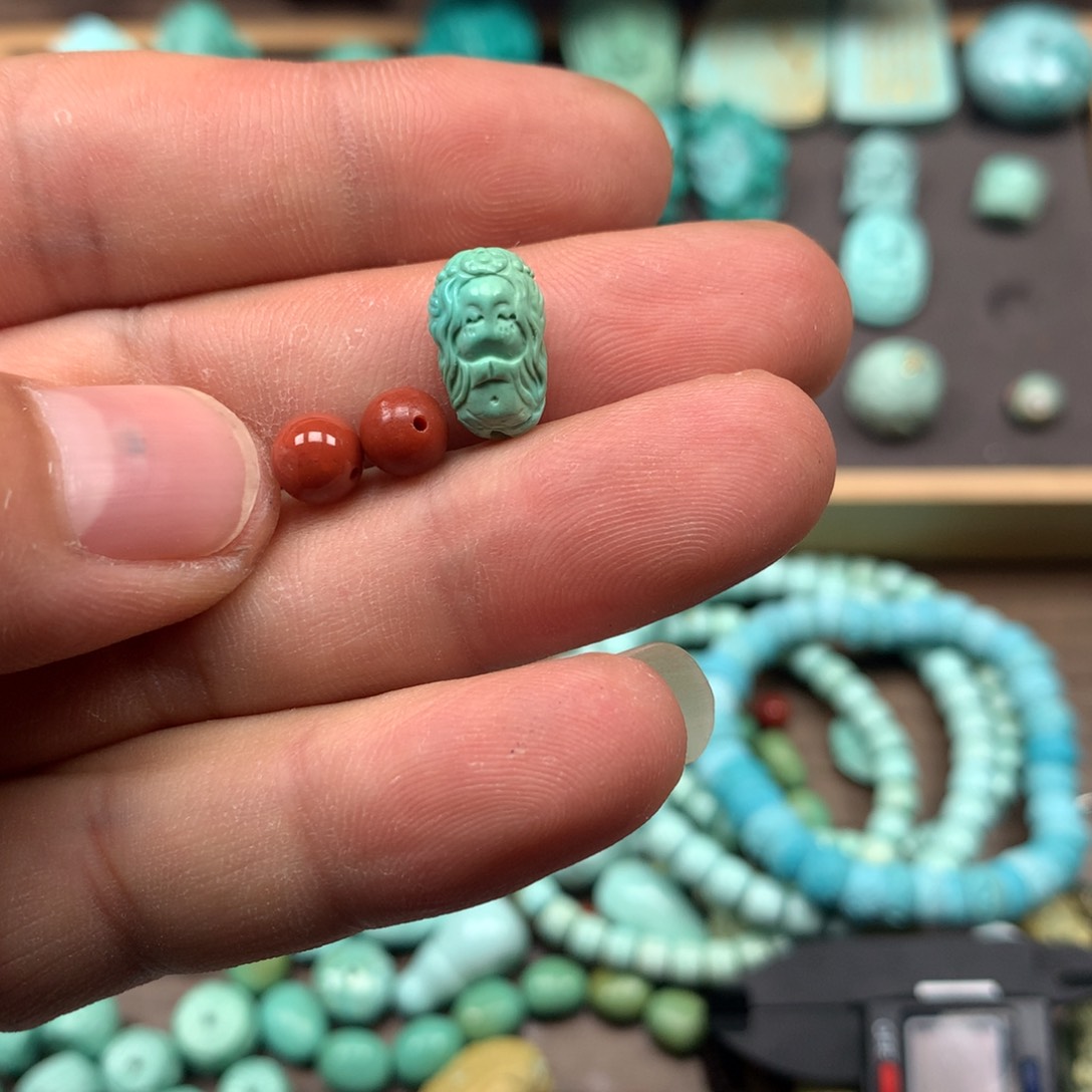 南红玛瑙雕刻未镶嵌