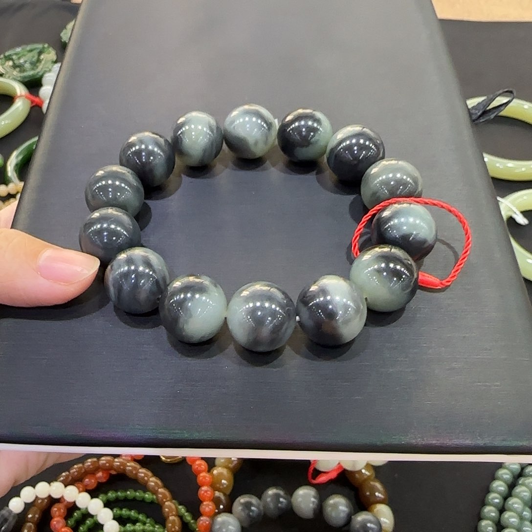 和田玉手串未镶嵌