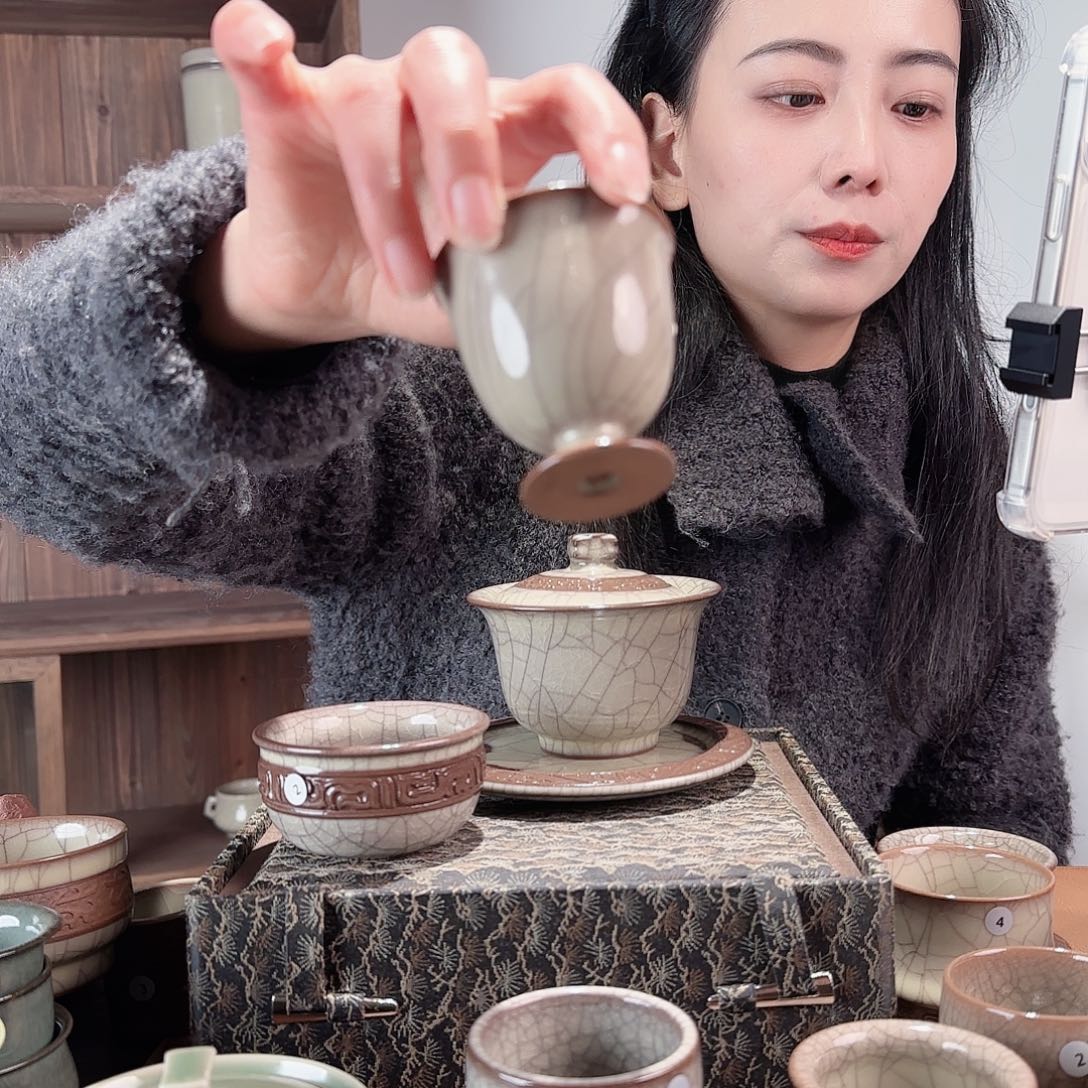 瓷摆件哥窑小高脚