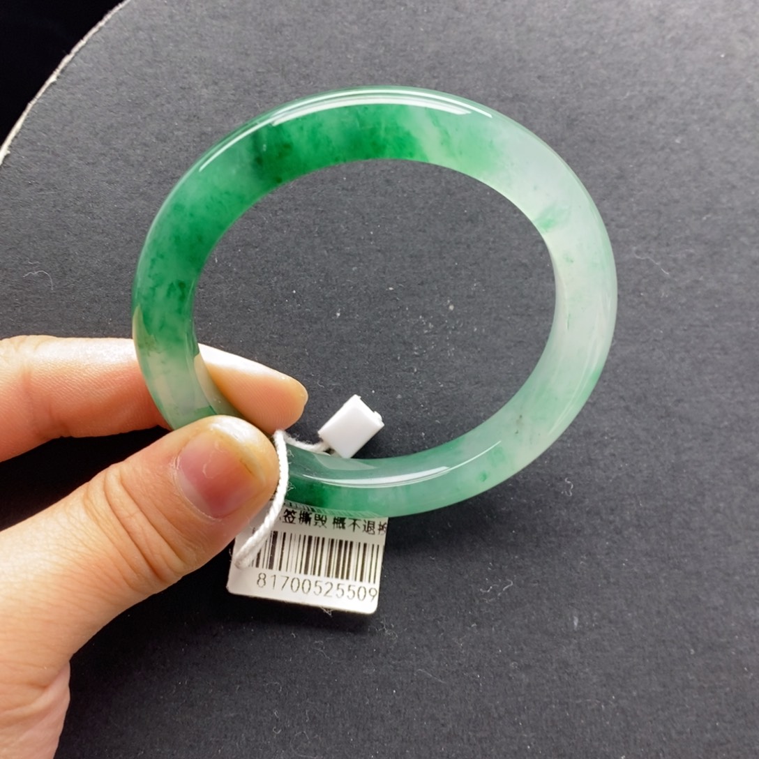 石英质玉未镶嵌手镯