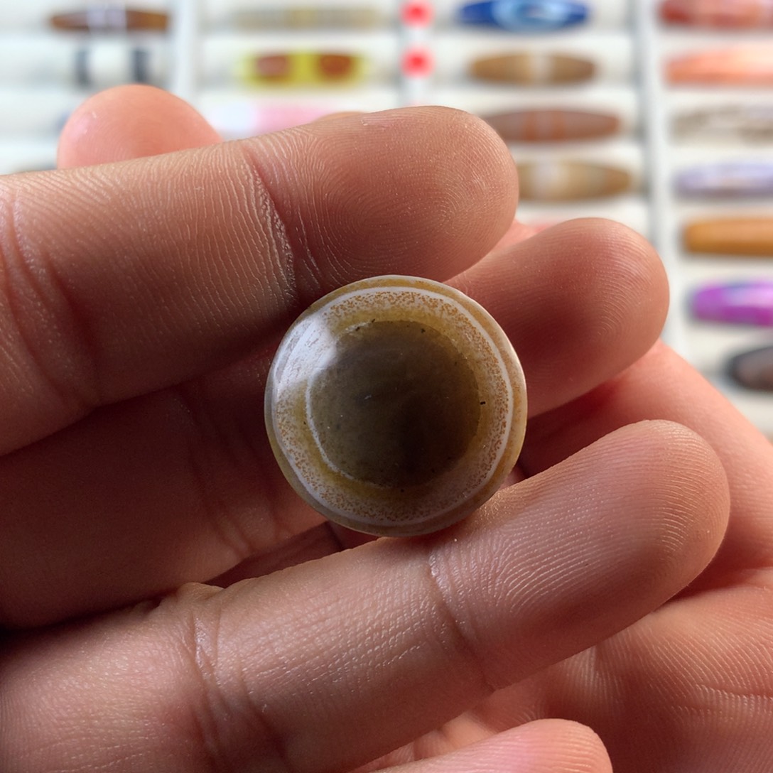 玛瑙/玉髓颈饰未镶嵌肤*