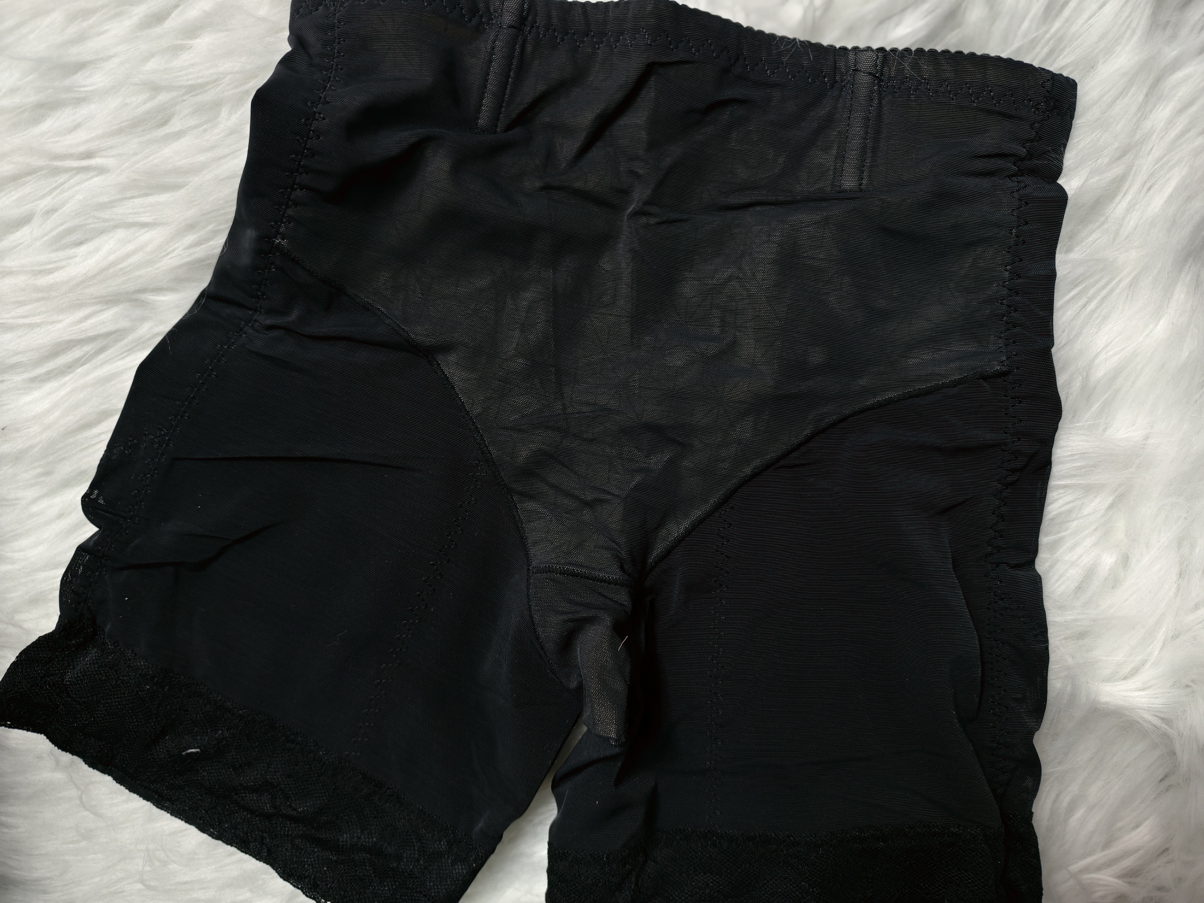 蕾丝提臀高腰收腹裤