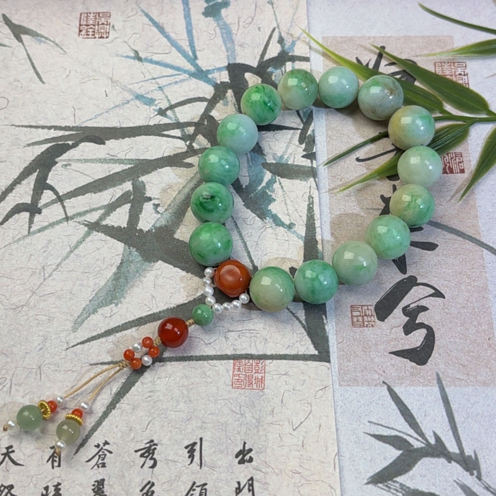 白底青宫廷系列翡翠手持