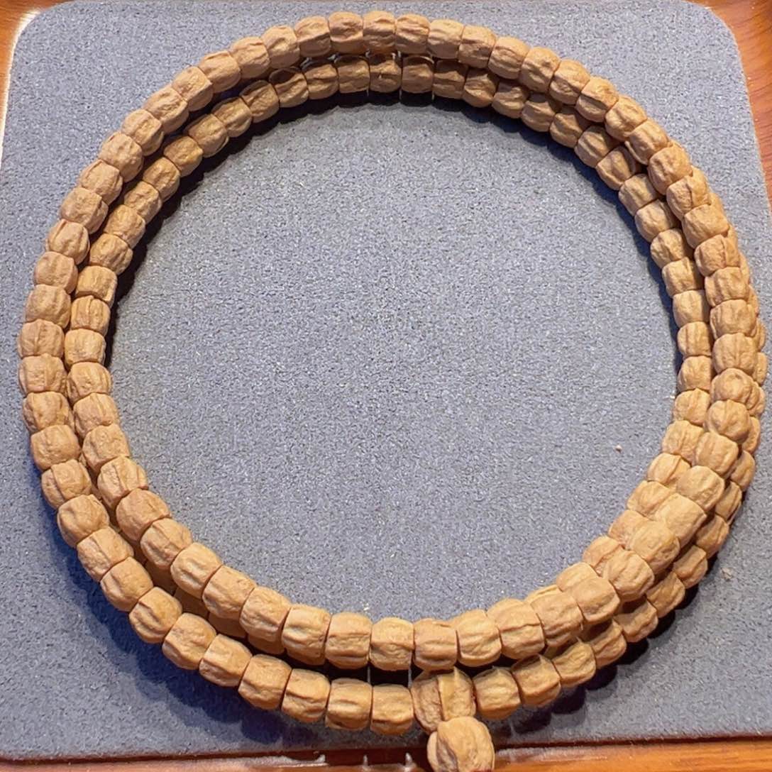 吊坠柏香籽/百香籽龙脊