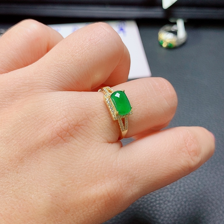 银S925镶嵌戒指翡翠