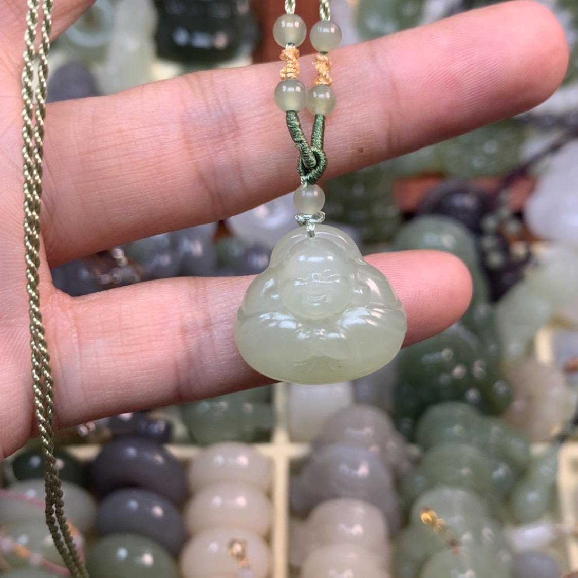 【闪购商品】颈饰未镶嵌和田玉