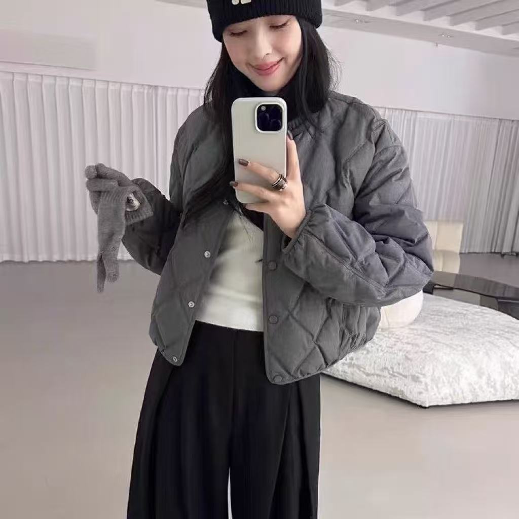 2025冬季新款高端欧货菱格羽绒服女时尚宽松90白鸭绒外套