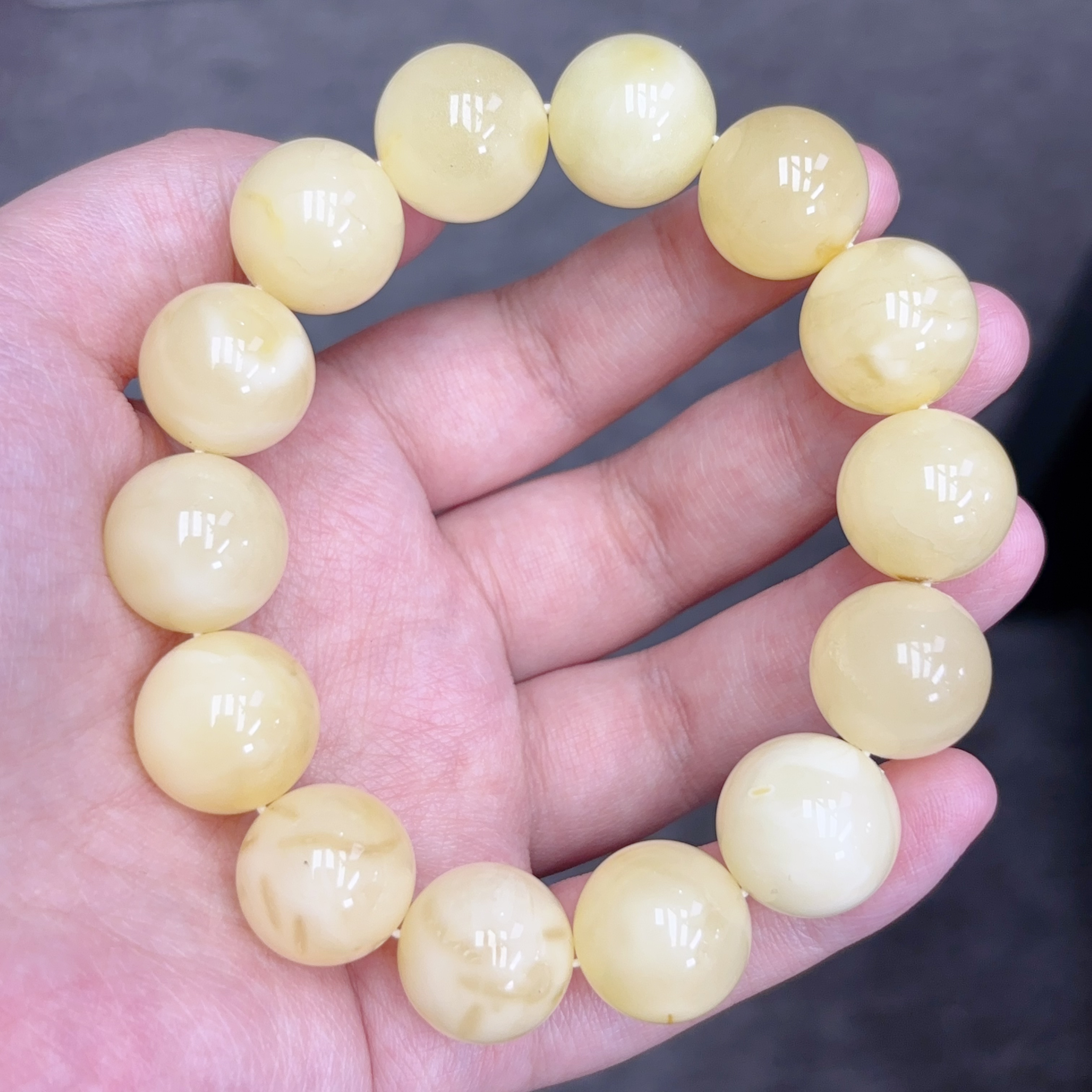 白花蜡满蜡16➕瑕疵蜜蜡圆珠手串（285号）