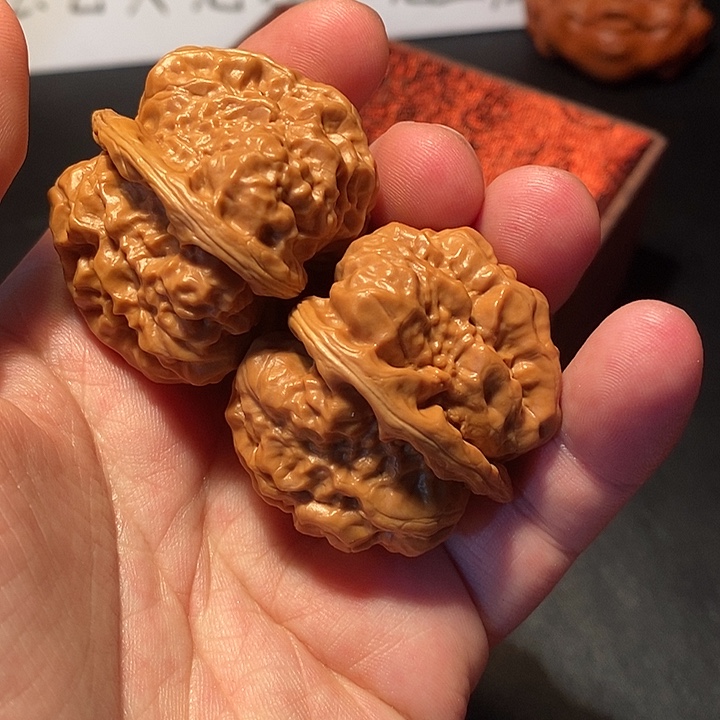 吊坠文玩核桃小****?126865988889