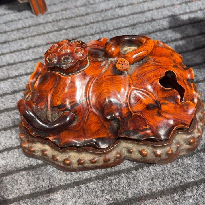 金***5工艺品的销售收入达到