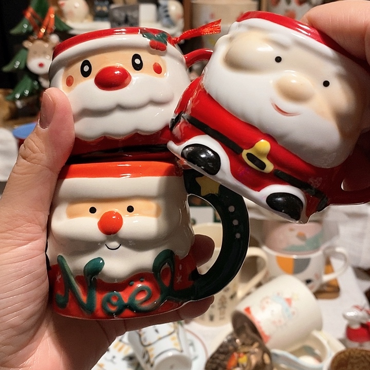 圣诞老人三个一起………