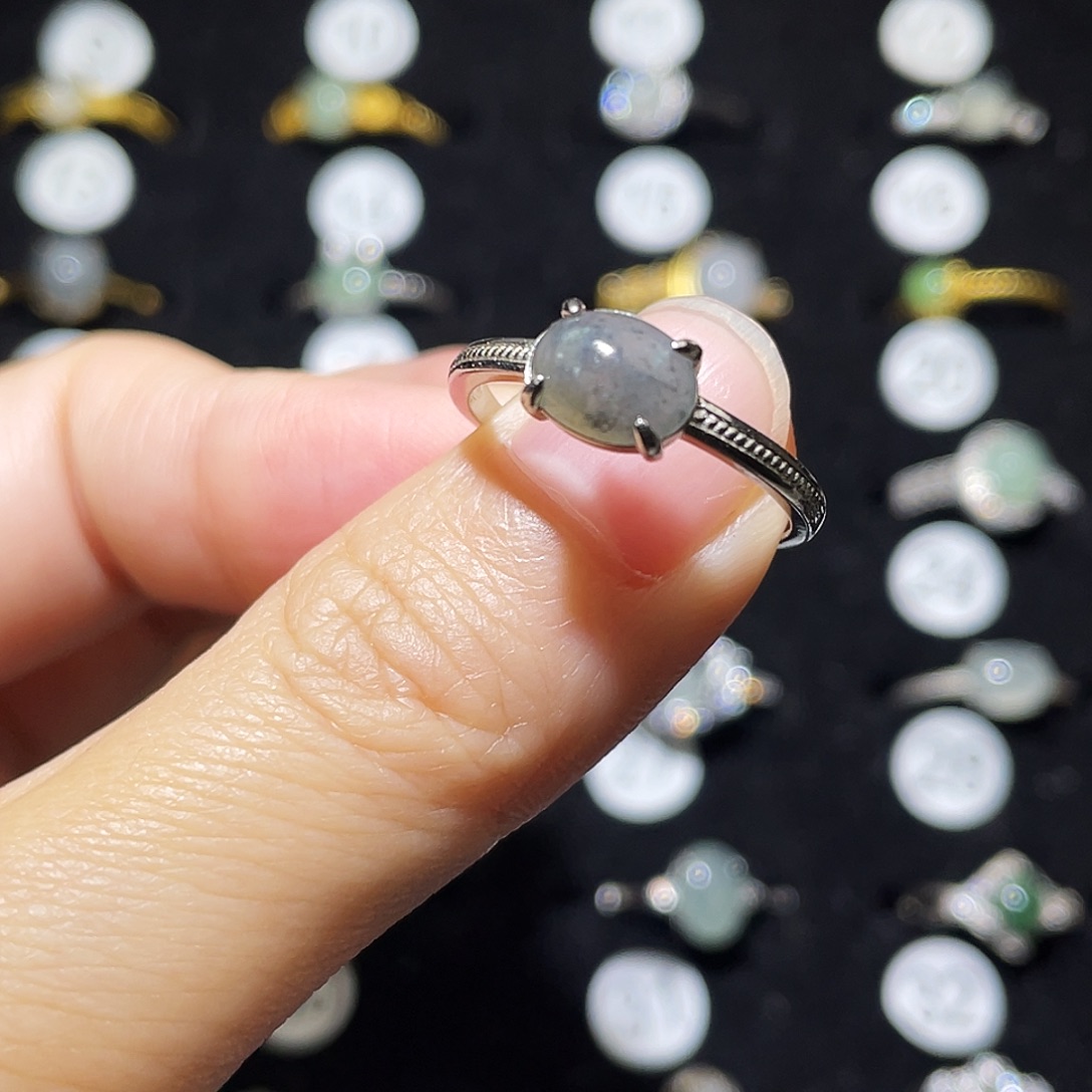 翡翠未镶嵌戒指戒指