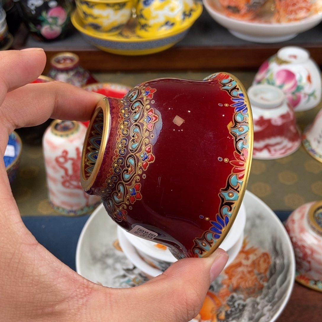 陶瓷艺术家的作品是一种